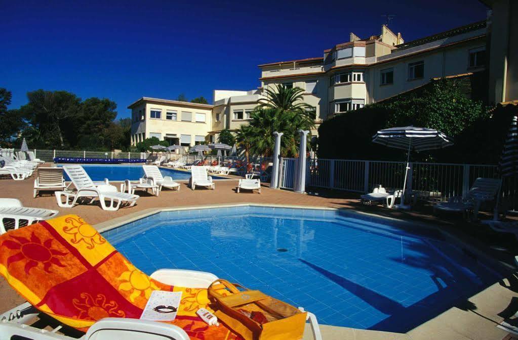 Village Vacances Le Lion De Mer Saint-Raphaël Eksteriør bilde