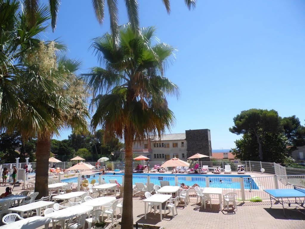 Village Vacances Le Lion De Mer Saint-Raphaël Eksteriør bilde