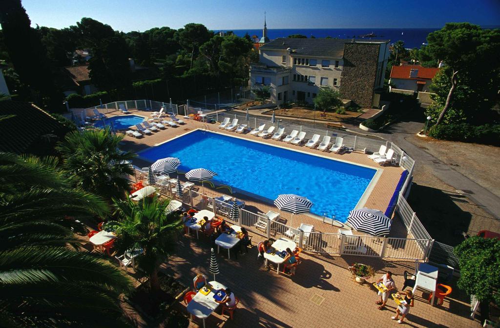 Village Vacances Le Lion De Mer Saint-Raphaël Eksteriør bilde